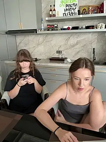Nura_n_Sarah
