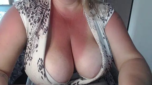 Wet_Maria