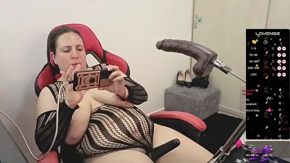 valery_adams1