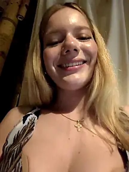 NicoleCut