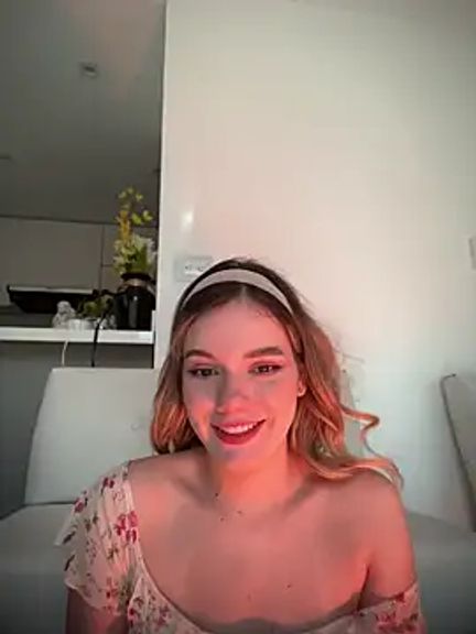 NicoleCut