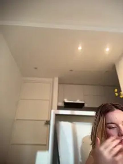 NicoleCut