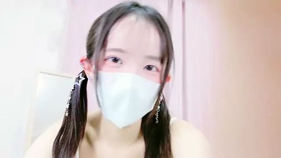 Nana_77_