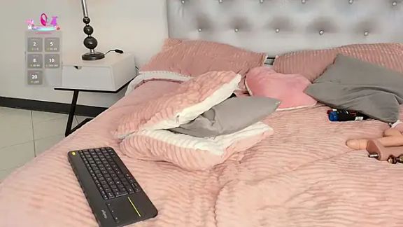 celine_golden1