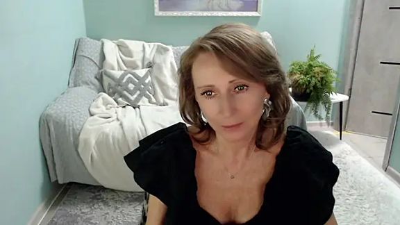 HornyMilf_777