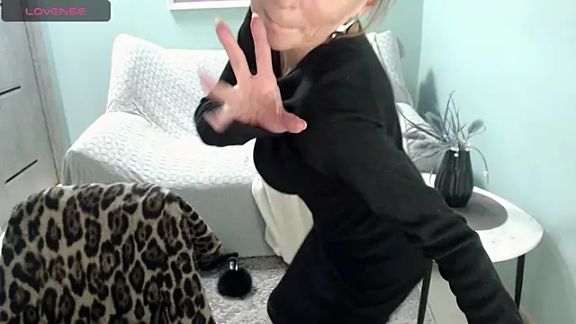 HornyMilf_777