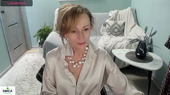 HornyMilf_777