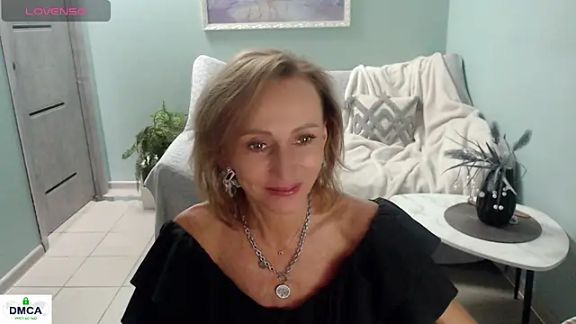 HornyMilf_777