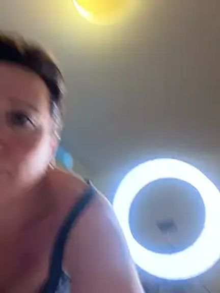 xsexycurvymilf