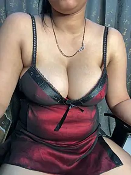 Miss-Ayraa