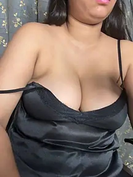 Miss-Ayraa