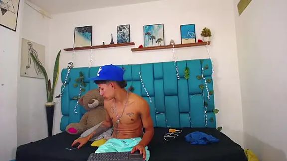 Boy_Leon_X