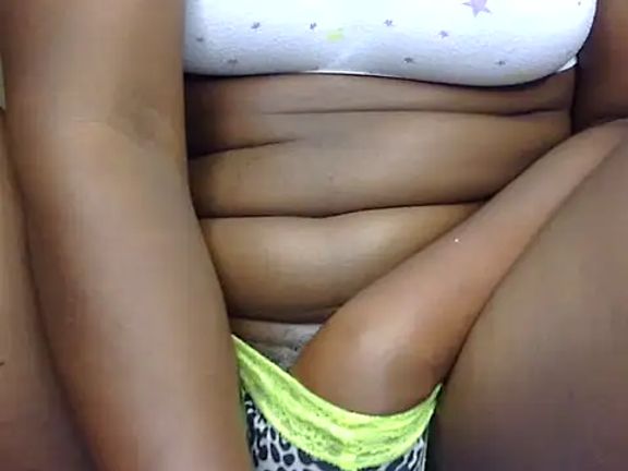 Ebony_sluty1