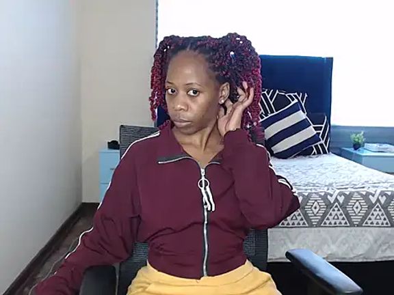 QUEENMANDYY
