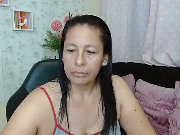 mature_martina
