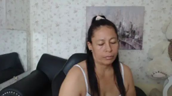 mature_martina