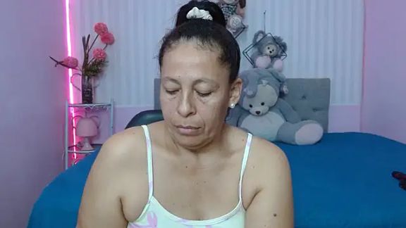 mature_martina