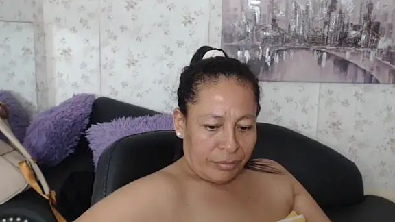 mature_martina
