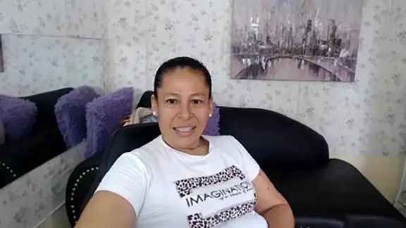 mature_martina