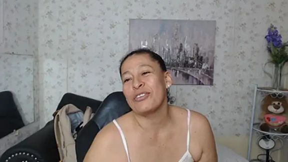 mature_martina