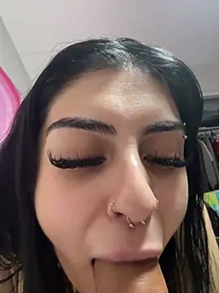 ThickerThanYoBitch