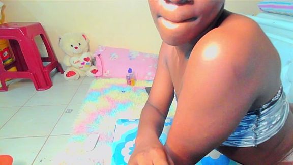 sexysurdactive_luna2