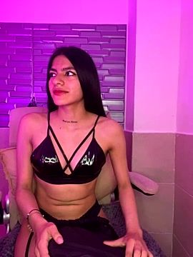 Isabella_teen