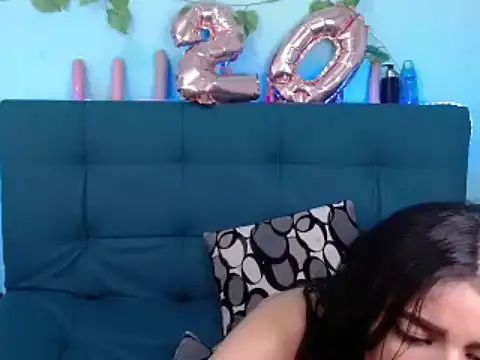 Antonella_cataleya_horny