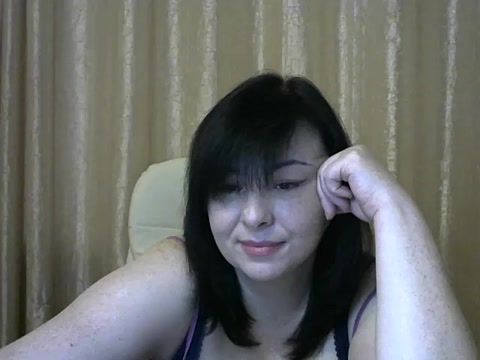 Emi1y_Tinaa