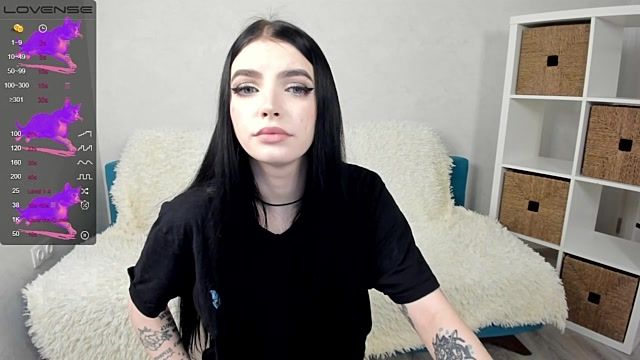 adriana_shy_1