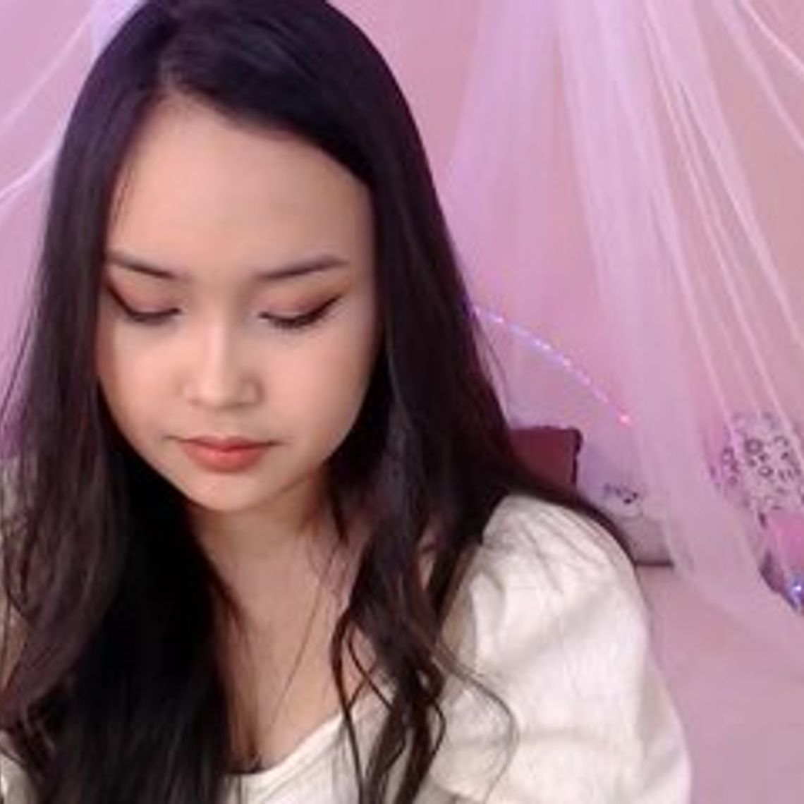 TienaHoney