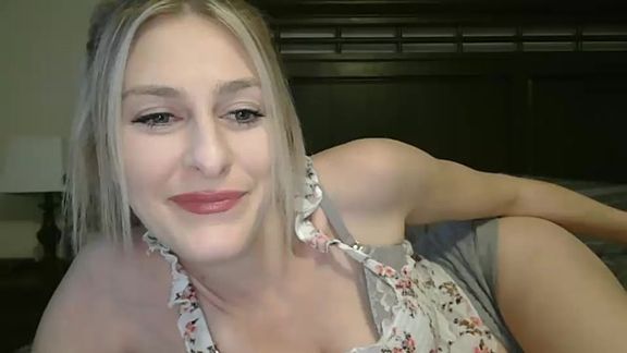 wet_scarlett7227
