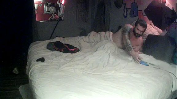 4-Eyed-Slut