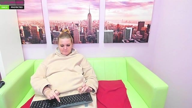 Natasha_kiss