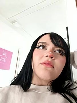 Hollyheaven_pinkk