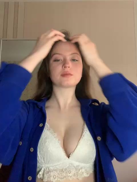 Mellie_Rosy