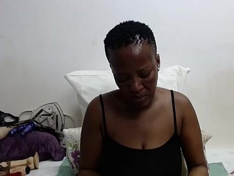 Courgar_N-aughtylady