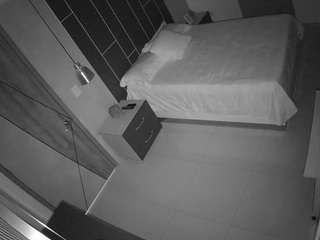 voyeurcam-casa-salsa-bedroom-8