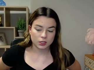 CarlyHottie
