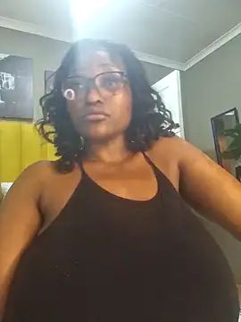 Bustygoddess32