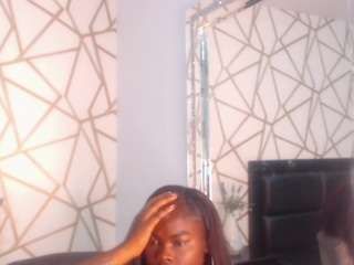 ChanelBanks-1