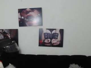 yourcute-nicolle