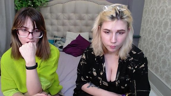 Kaori_and_Naomi