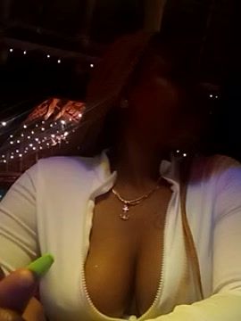 Naughty_tonia20