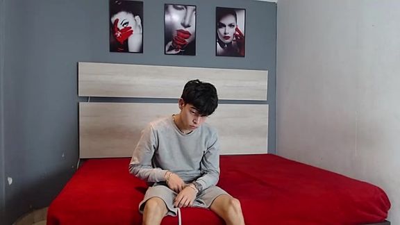 fuckmyxxroomate