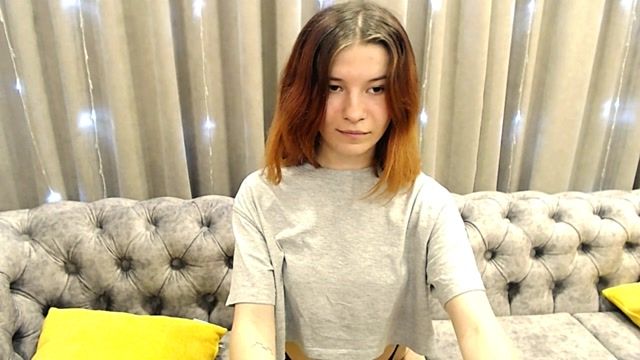 PlayFul-Foxxxy