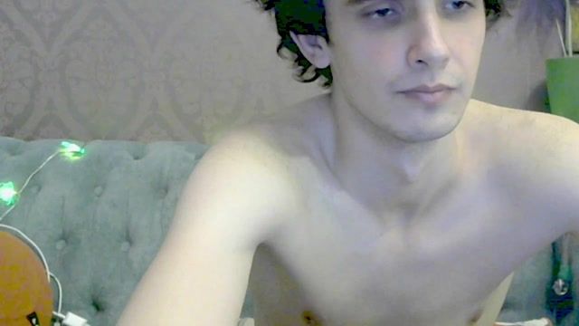 reagenredcam9412