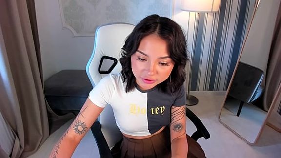 Kira_mica