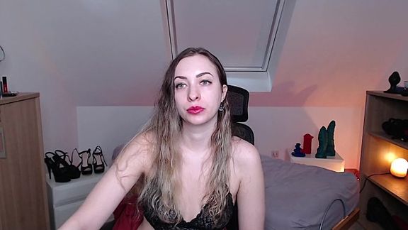 Scarlet_Sophie