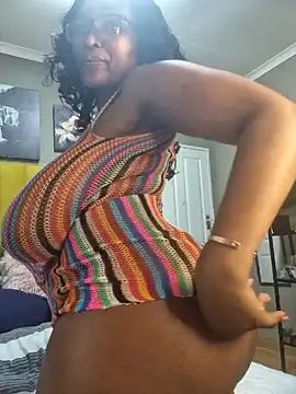 Bustygoddess32